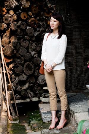 由陈数[微博],林永健[微博]主演的都市情感大戏《天真遇到现实》在