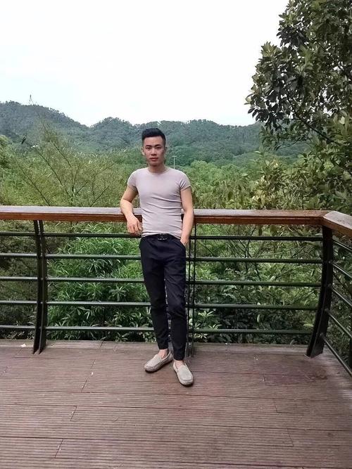 今日男神-27岁有潜力的销售员:感情不需要条条框框!心动就好!