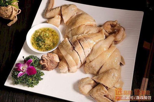 鸡有百味,还数广东白切鸡最为经典!