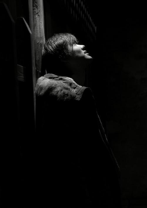 描写心情压抑的句子