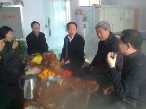 党振威于2011年12月2日晚参加了灵宝首届《购丰大舞台》戏迷擂台赛