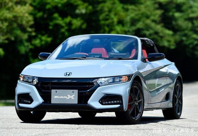 10万就能入手的本田敞篷跑车!小姐姐看了走不动,外观