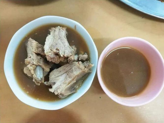 肉骨茶:你吃肉,我喝汤,别客气!