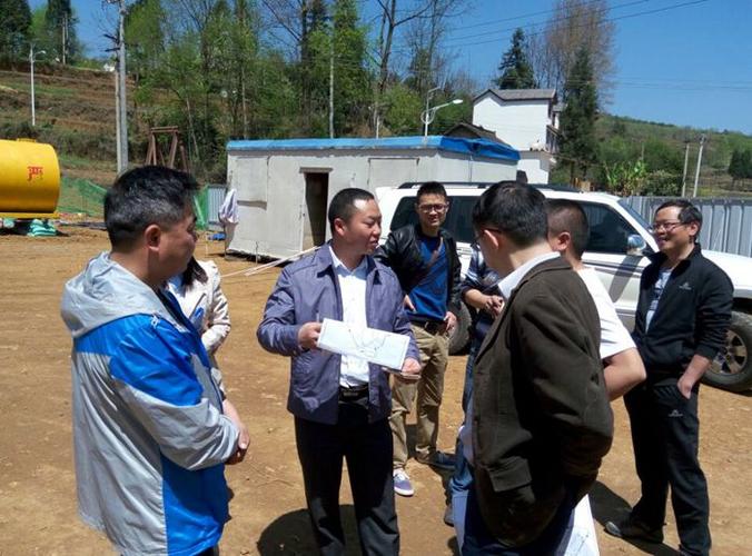 钟山区领导赴天然气能投煤层气大河边向斜调研指导工作