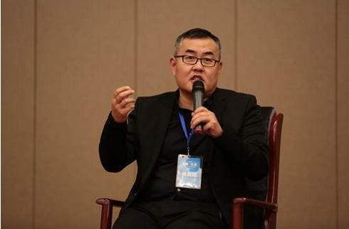 乐豪斯董事长 周新