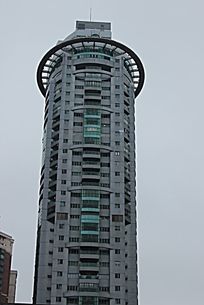 圆形天台高层大楼