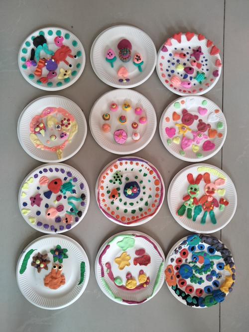 五彩橡皮泥,创意盘子画——五峰中心幼儿园大一班手工