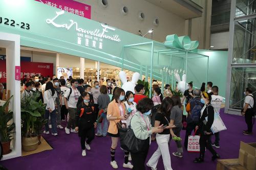 新世家族品牌全新市场发展模式亮相siuf国际品牌内衣展