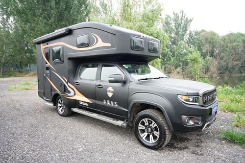 18款黄海n3双排皮卡全力进军房车界 主推汽油at/柴油mt 预售30万上下