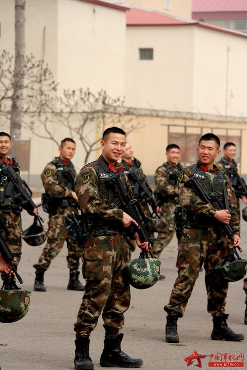 武警北京总队某部锻钢淬火砺精兵