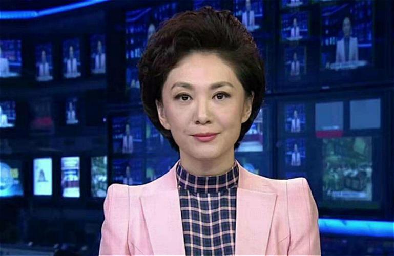 《新闻联播》再添大将,女主播宝晓峰端庄亲民,堪称女版朱广权