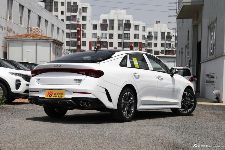 精致实用两不误起亚k5凯酷全国新车1393万起