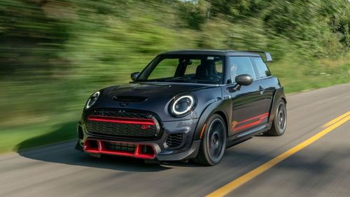 评测mini cooper jcw:精致小车的运动感
