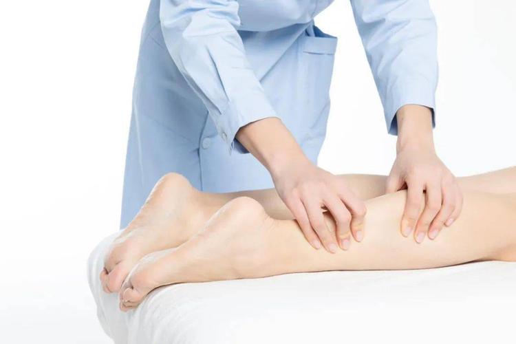 【警惕】半夜睡觉突然小腿抽筋,千万别以为只是缺钙.