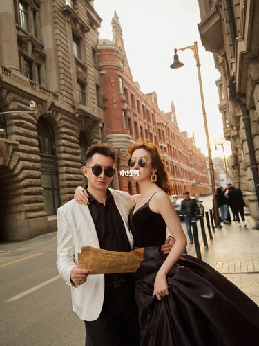 外滩拍摄婚纱照,酷酷黑婚纱_外滩_婚纱照_婚纱_备婚_化妆师_备婚大