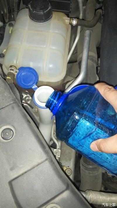 大连cs75车友俱乐部366加装车玻璃水