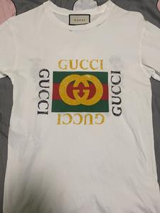 gucci古琦女士短袖t恤,意大利产,刺绣高价款,领口设计