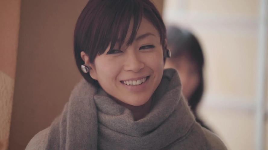宇多田光的歌声,能激发听众的本能,能给听者带来力量的好声音