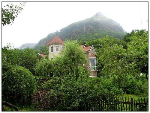 青山沟掠影 3 (画家村)