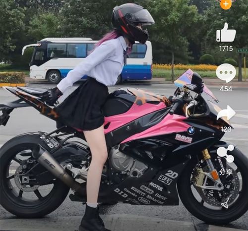 继刘思瑶整容曝光后机车女神痞幼素颜照流出差距过大惹争议网友懵了