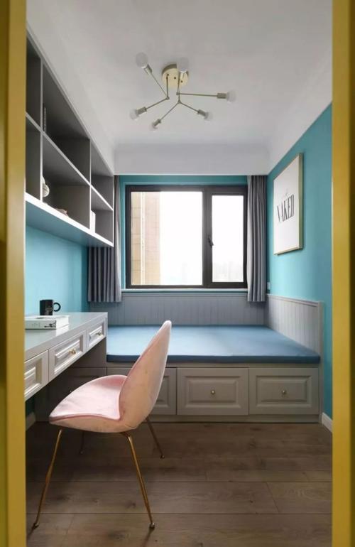 澳比德小卧室榻榻米靠背设计 给你舒适惬意的体验