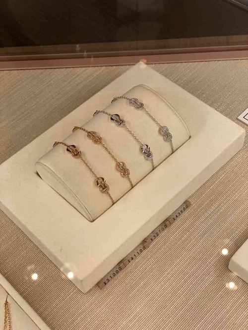 fred斐登(skp精品店)-"fred专柜换位置了,靠近skp北门附近.
