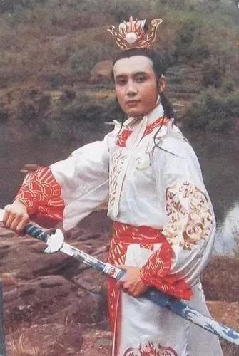 《西游记》的白龙马如今是书法家,对书法他定了一个20年的小目标