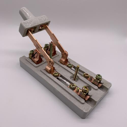 老式瓷底220v 2x63a纯铜闸刀 老式黑壳闸刀 二相闸刀