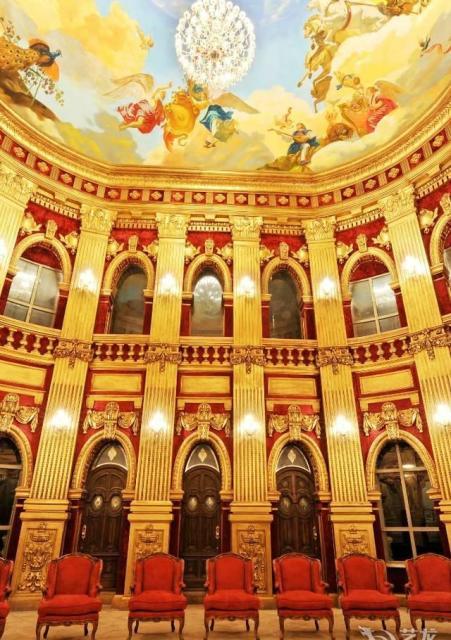 蓬莱文成城堡酒店