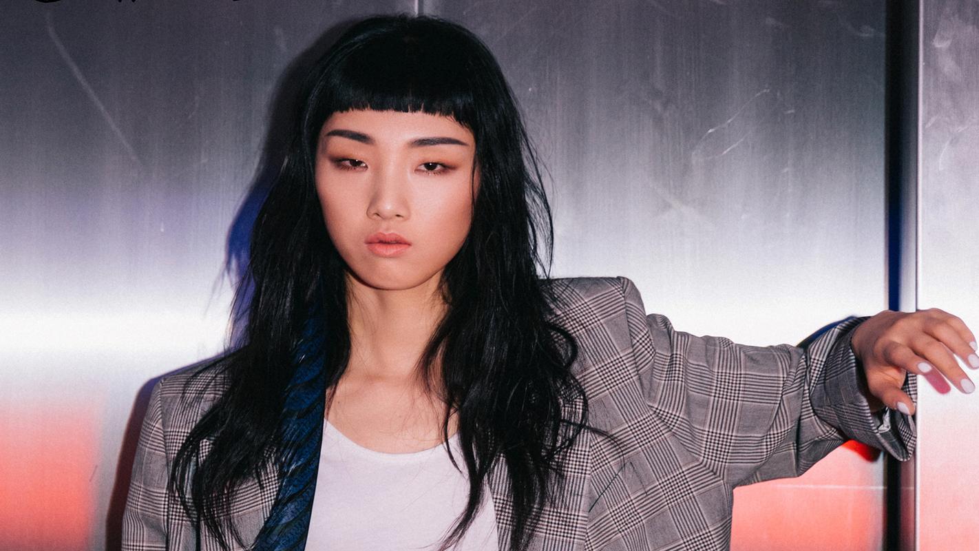 火箭少女101yamy图片桌面壁纸