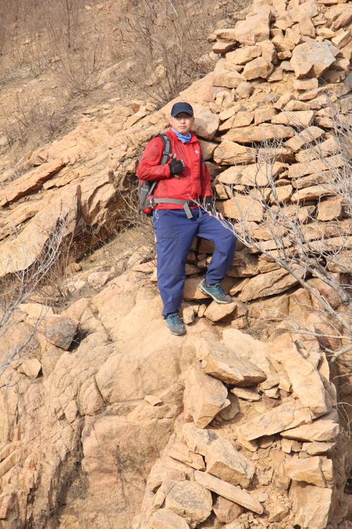 葫说云端没味道,真水无香酸甜口,初冬剑指板石沟,逍遥游.