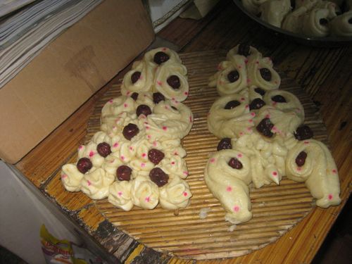 这是今年正月过春节时老婆为孩子们蒸枣山