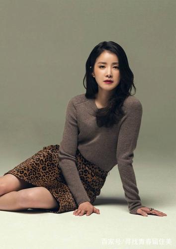 韩星李诗英,网友:挺漂亮的,没想到都快40岁了