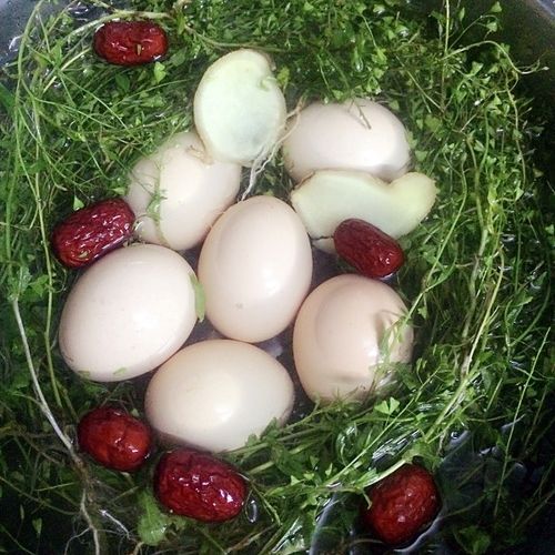 荠菜煮鸡蛋