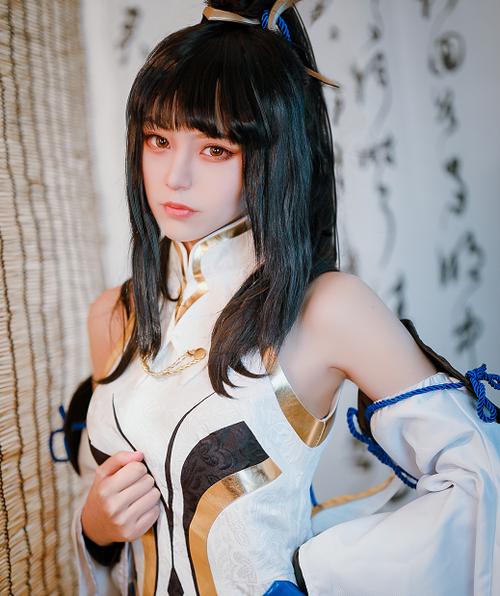《王者荣耀》上官婉儿cosplay,女孩用心重现上官婉儿的知性美