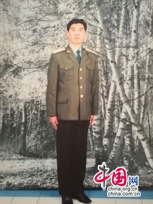 张德刚,空军某部服役期间被授予空军中校军衔