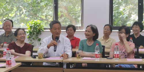上海中医药大学老教授协会召开2019年理事会