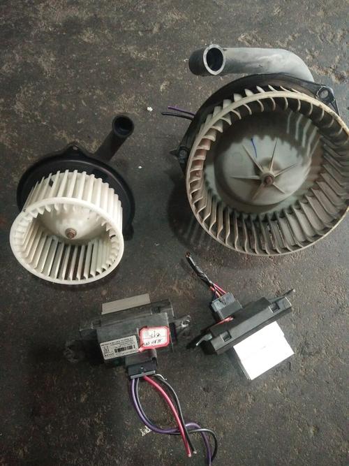 热卖宝马e46 e90 e91 e92 e93 316i 318i 320i凸轮轴电磁阀 控制阀