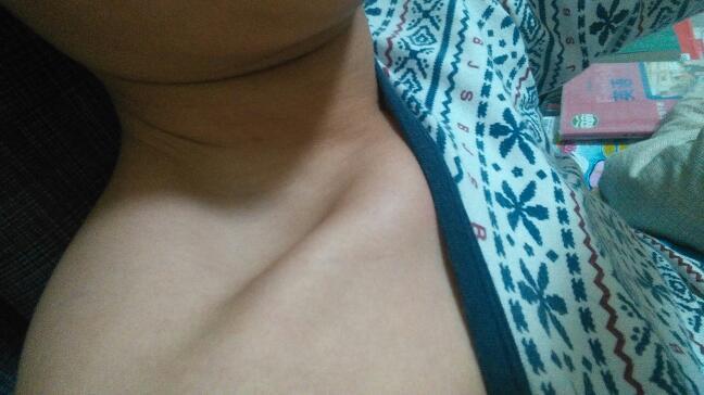 我是12岁女生,已经有腋毛了,请问我发育的怎么样