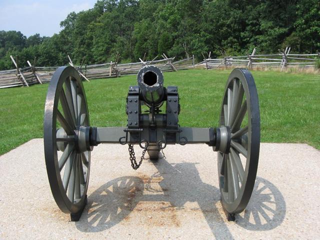 该炮在美国南北战争期间运用较多,当时一门炮的售价为300英镑,这价格