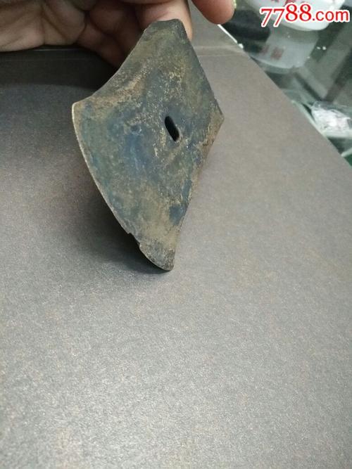战汉青铜斧头