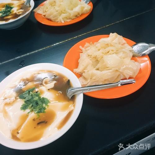 筋饼豆腐脑一绝图片 - 第1张