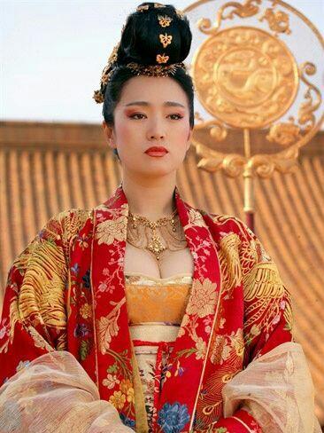 满城尽带黄金甲巩俐