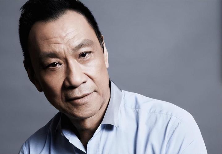 回顾王学圻:和发妻结婚40年,对簿公堂只为离婚,为何如此狠心?