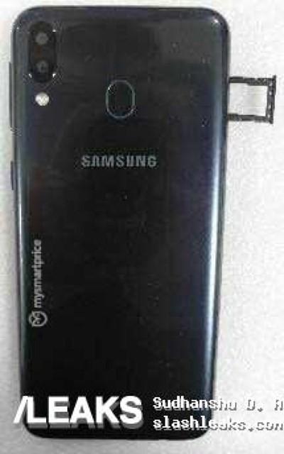 三星galaxy m20后盖设计曝光 看起来有点似曾相识