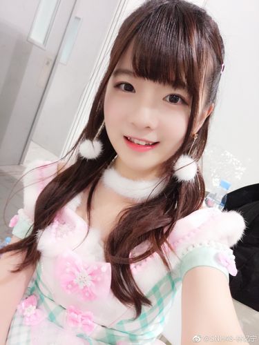 snh48-林忆宁 我和大便兽在6号!