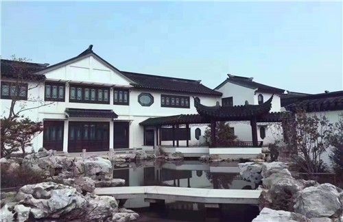 3配套成熟, 4纯独中式园林栋别墅 ,可以在这里享有江南烟雨中的故事.