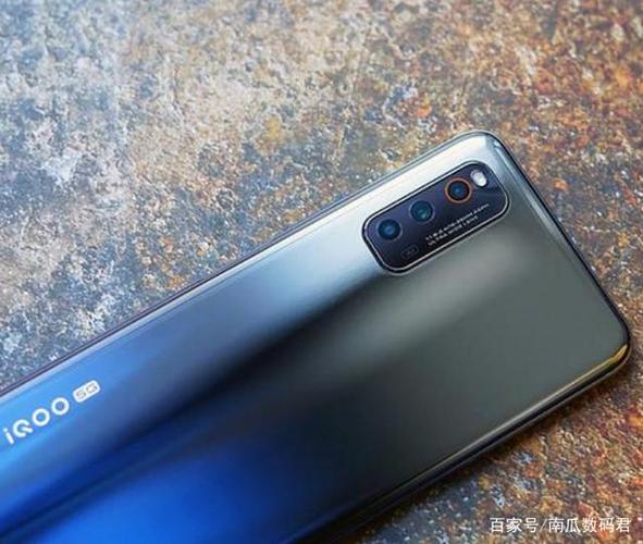 有面子实用性还高?iqoo neo3新机测评
