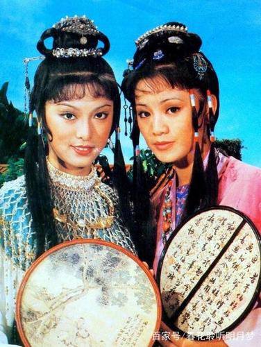 红楼梦》由邵氏公司1977年投资拍摄,李翰祥导演,米雪演薛宝钗,张艾嘉