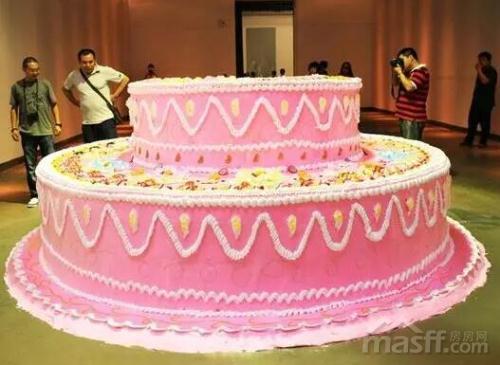 不仅有超大蛋糕,还有大礼抽不停,43寸彩电/ ipad mini/苏泊尔电饭煲